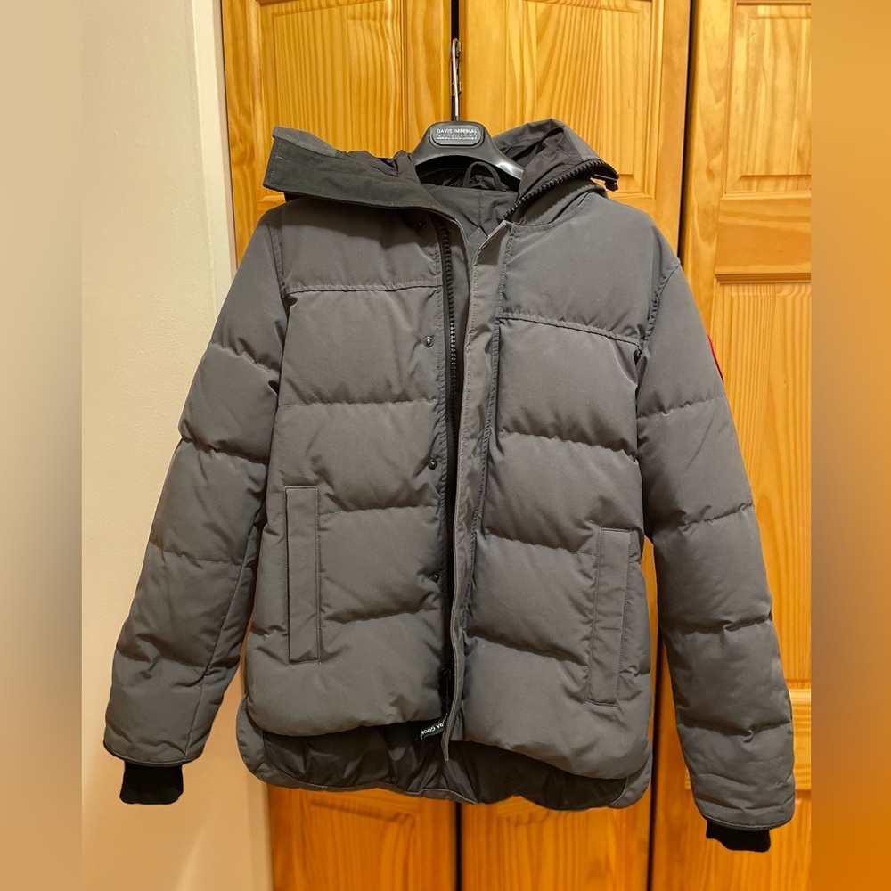 CANADA GOOSE MEN'S MACMILLAN PARKA GRAPHITE SIZE SMALL S